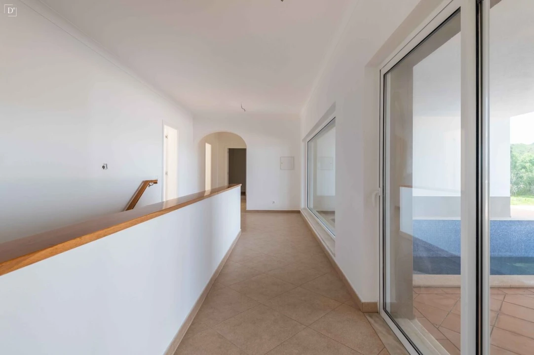 Moradia T4 para Venda em Budens Foto 24