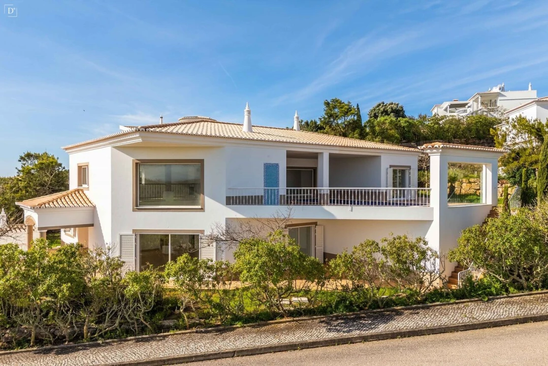 Moradia T4 para Venda em Budens Foto 7