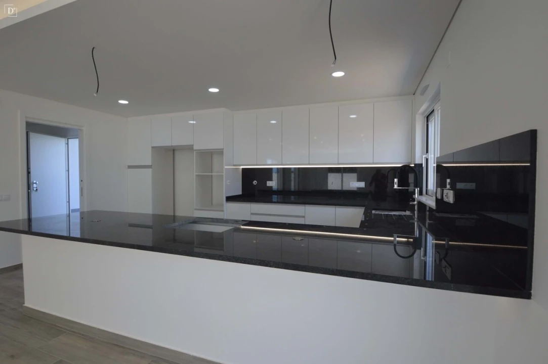 Moradia T4 para Venda em Altura Foto 6