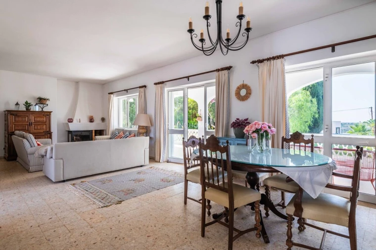 Moradia T4 para Venda em Alcantarilha e Pêra Foto 18