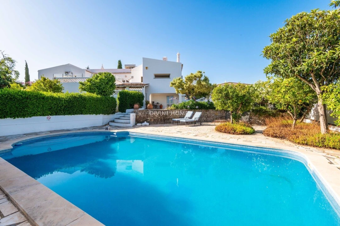 Moradia T4 para Venda em Alcantarilha e Pêra Foto 3