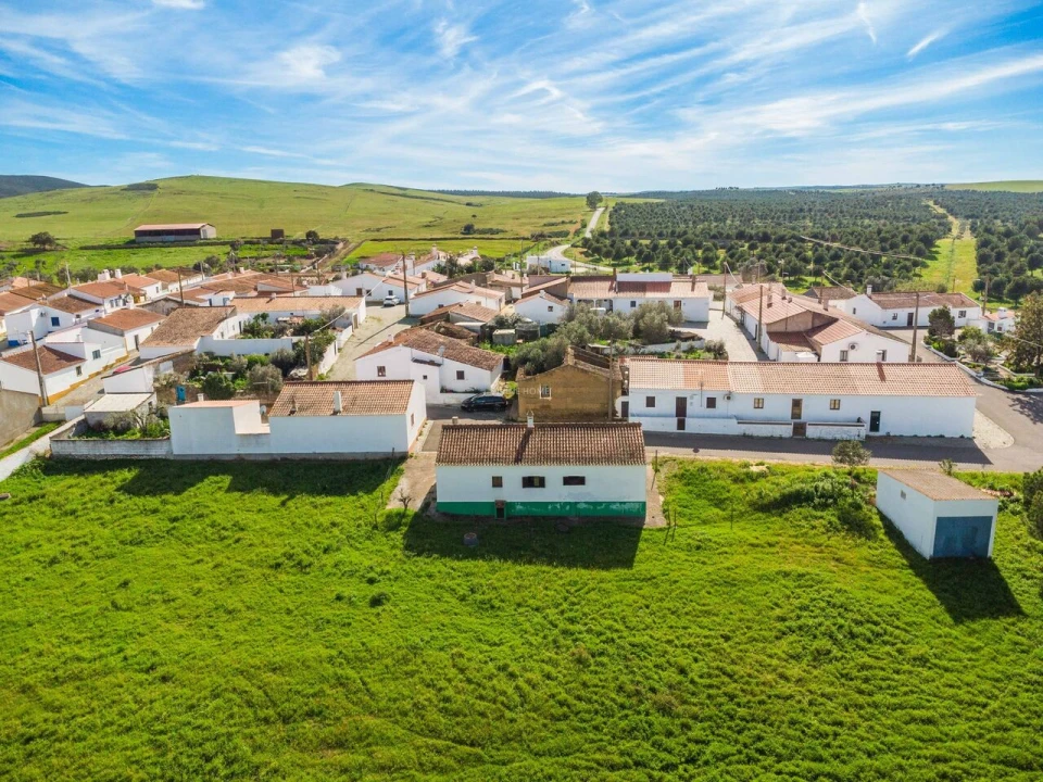 Moradia T2 para Venda em Alcaria Ruiva Foto 8