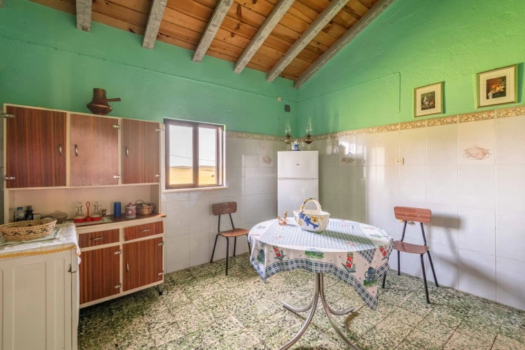 Moradia T2 para Venda em Alcaria Ruiva Foto 13