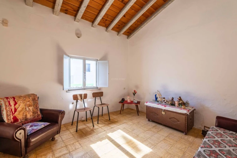 Moradia T2 para Venda em Alcaria Ruiva Foto 12