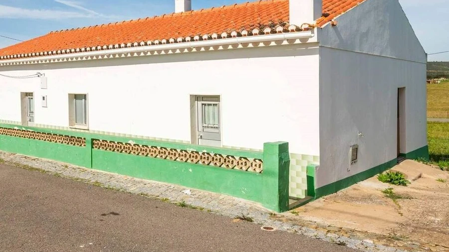 Moradia T2 para Venda em Alcaria Ruiva