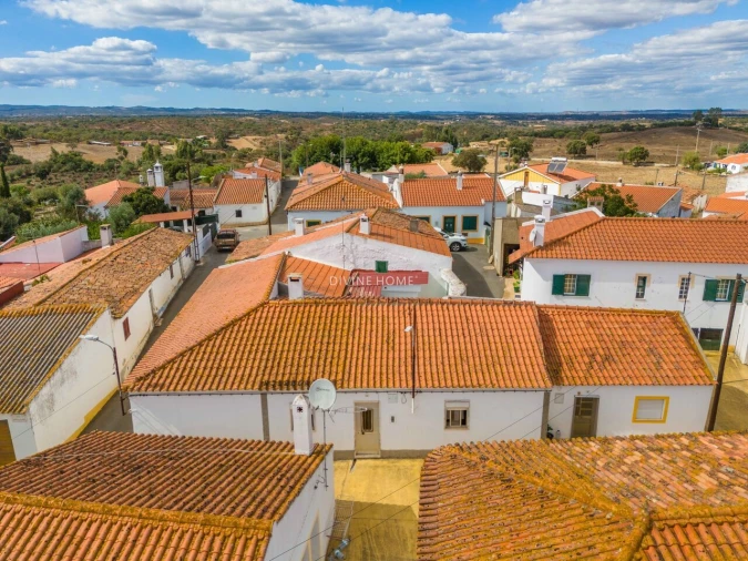 Moradia T2 para Venda em Ourique Foto 3