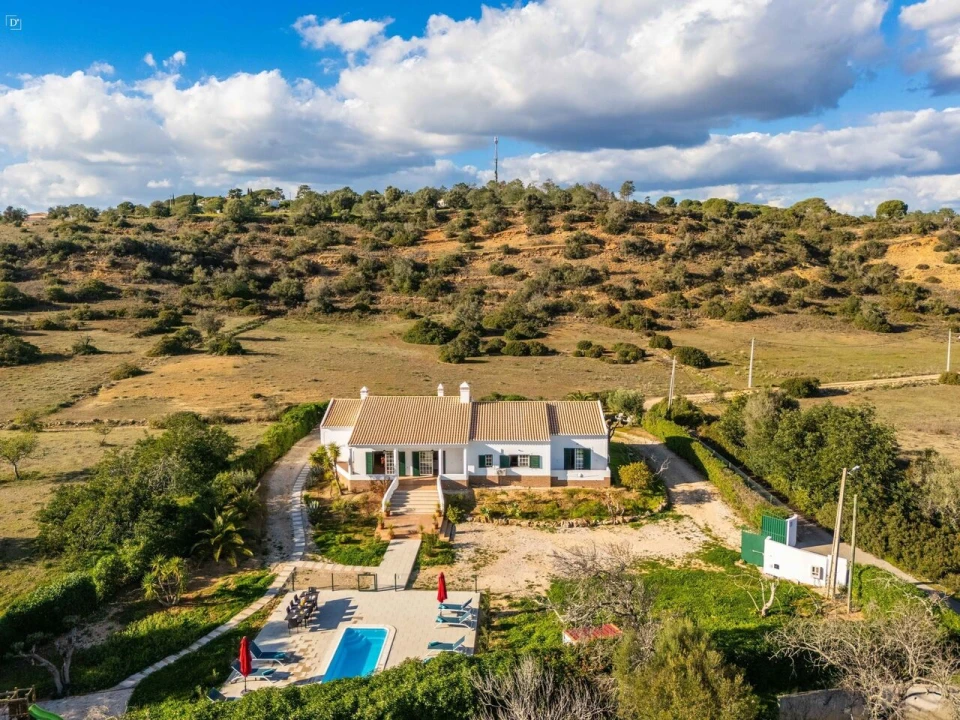 Moradia T4 para Venda em Porches Foto 26