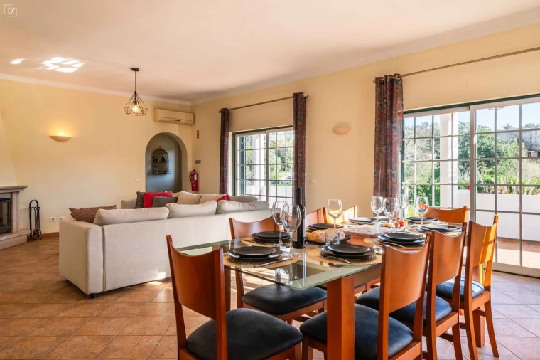 Moradia T4 para Venda em Porches Foto 5