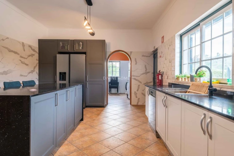 Moradia T4 para Venda em Porches Foto 2