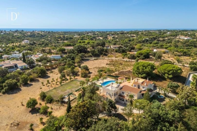 Moradia T9 para Venda em Lagoa e Carvoeiro