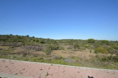 Terreno para Venda em Vila Nova de Cacela