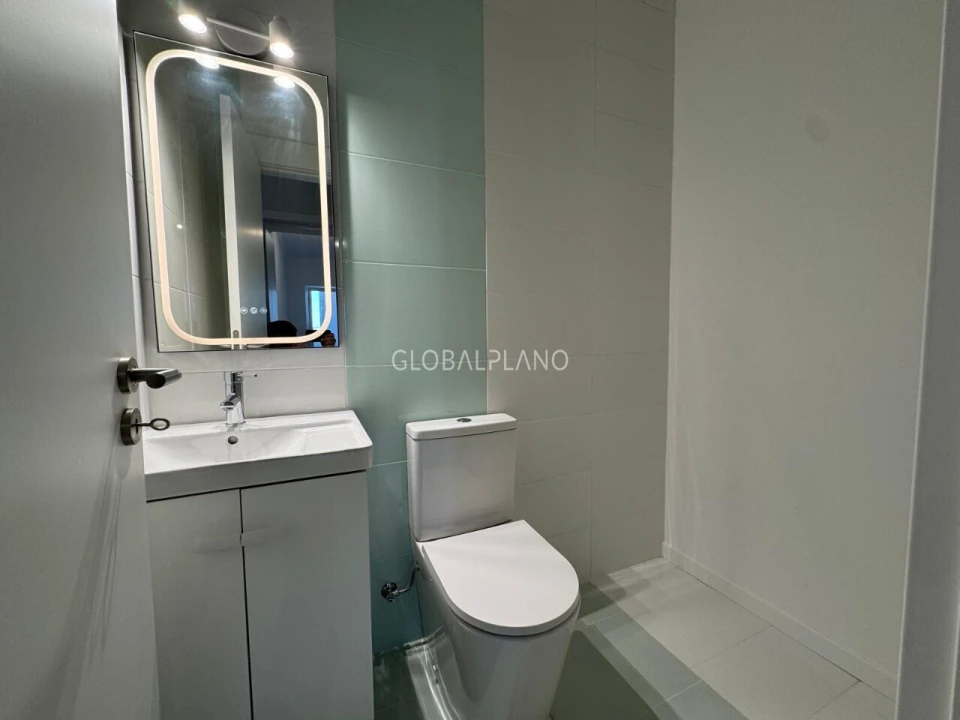 Apartamento T3 para Venda em Portimão Foto 5