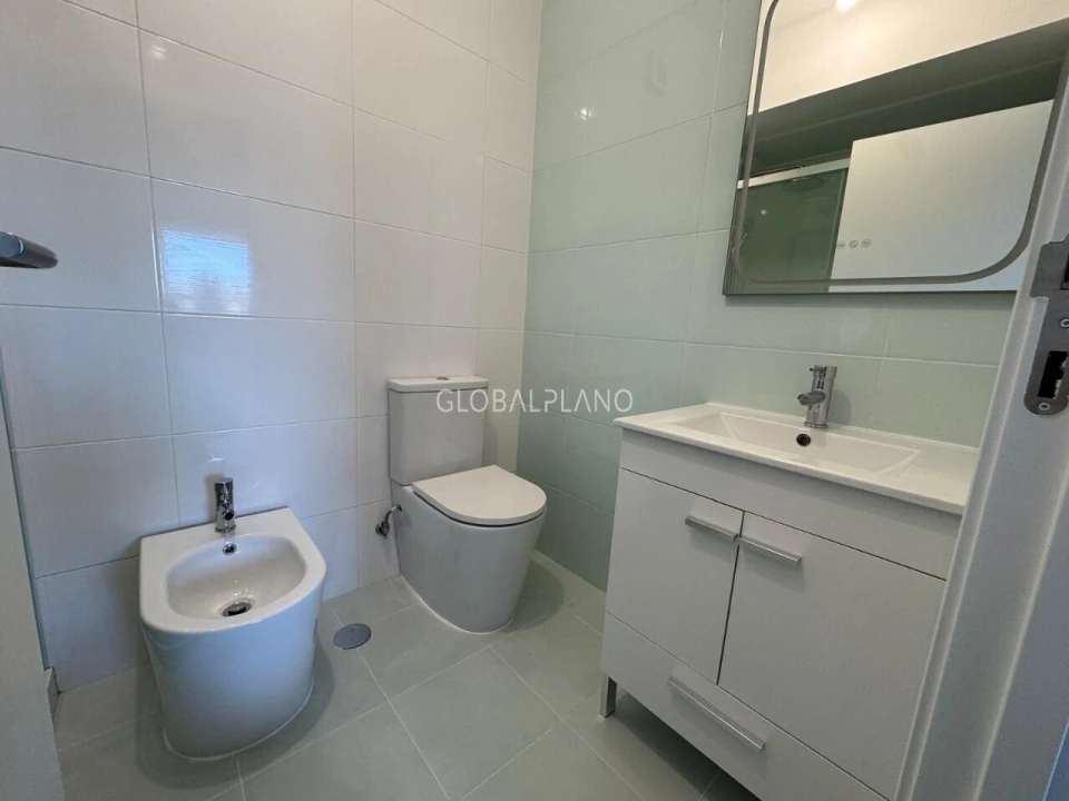 Apartamento T3 para Venda em Portimão Foto 21