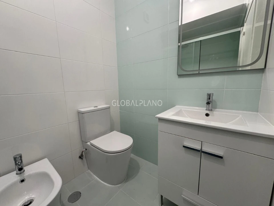 Apartamento T3 para Venda em Portimão Foto 23