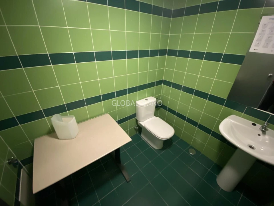 Loja para Venda em Lagoa e Carvoeiro Foto 3