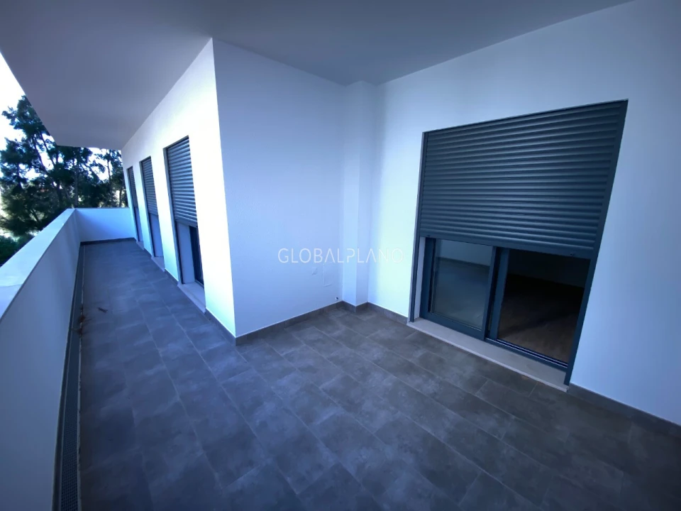 Apartamento T4 para Venda em Portimão Foto 11