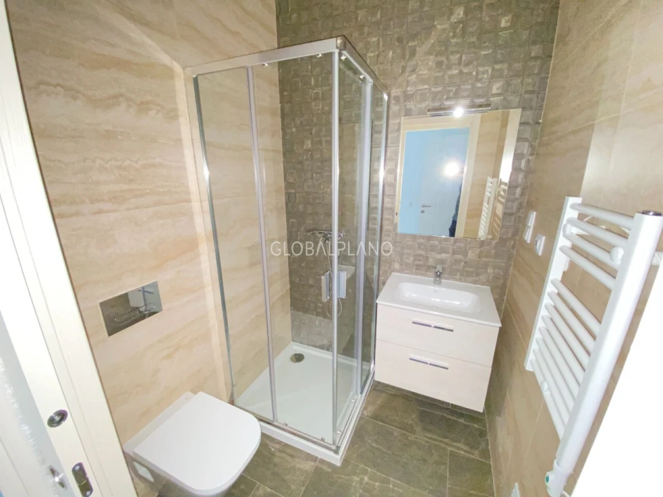 Apartamento T4 para Venda em Portimão Foto 22