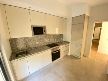Apartamento T4 para Venda em Portimão