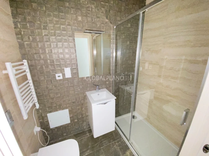 Apartamento T4 para Venda em Portimão Foto 21