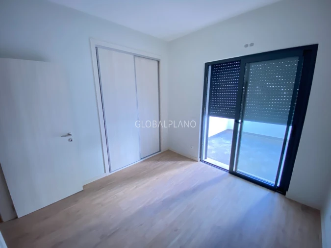 Apartamento T4 para Venda em Portimão Foto 16