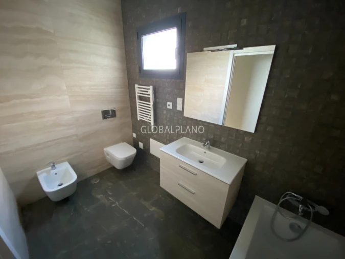 Apartamento T4 para Venda em Portimão Foto 8