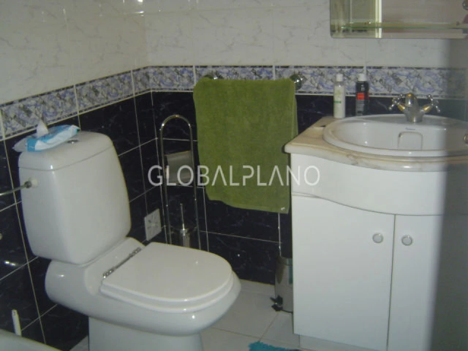 Apartamento T1 para Venda em Portimão Foto 5