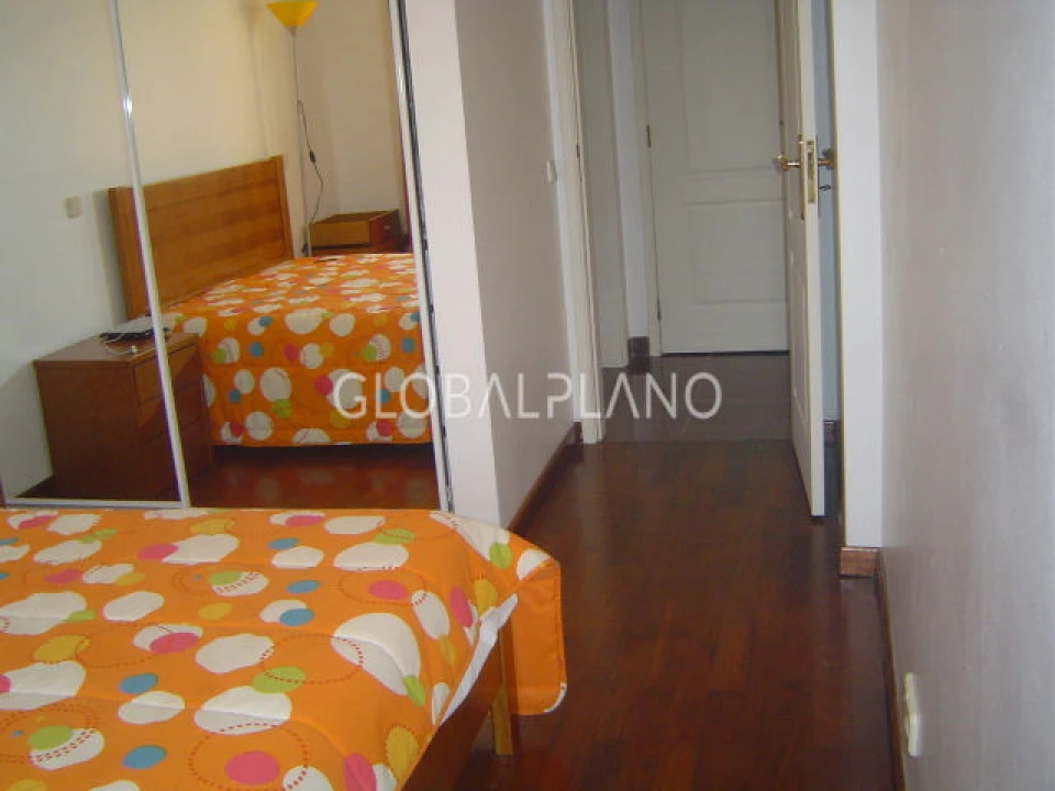 Apartamento T1 para Venda em Portimão Foto 9