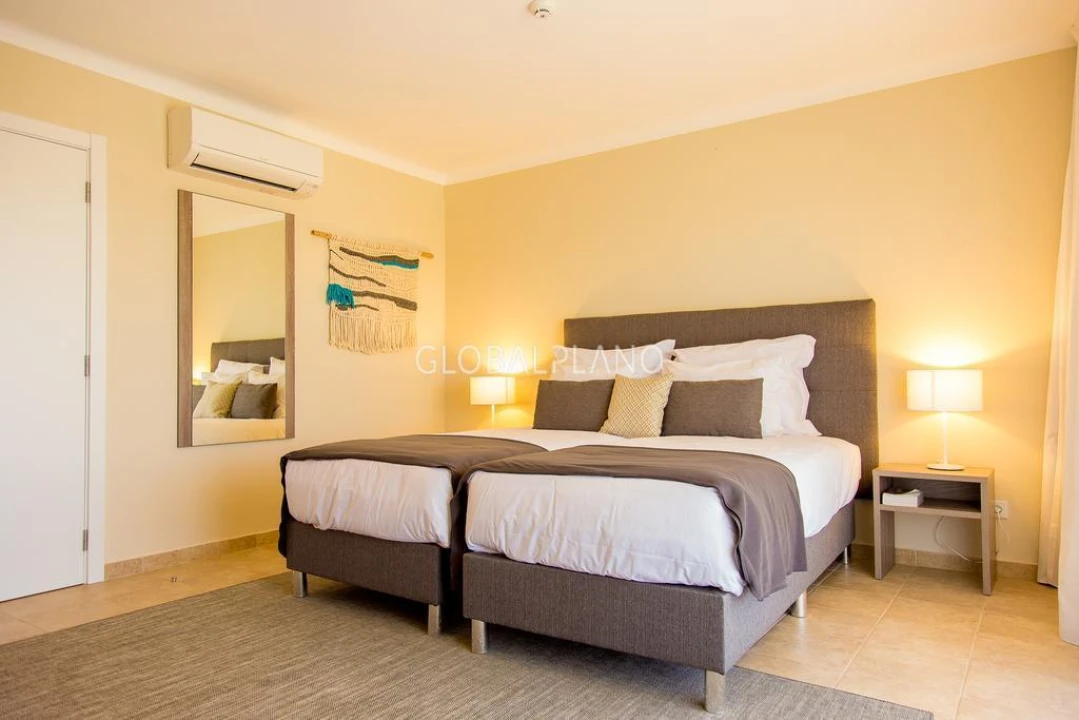 Apartamento T1 para Venda em Lagoa e Carvoeiro Foto 3