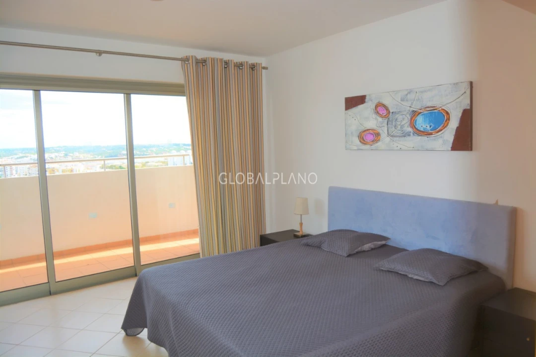 Apartamento T4 para Venda em Portimão Foto 20