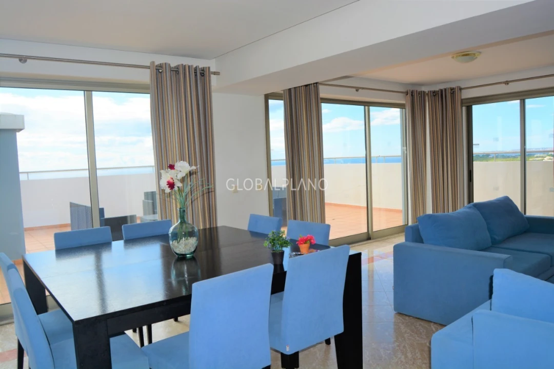 Apartamento T4 para Venda em Portimão Foto 1