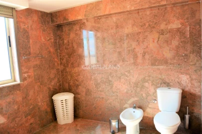 Apartamento T4 para Venda em Portimão