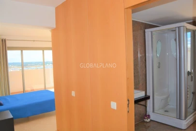 Apartamento T4 para Venda em Portimão