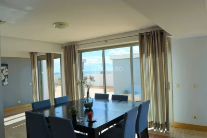 Apartamento T4 para Venda em Portimão