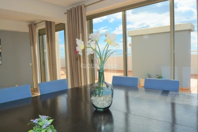 Apartamento T4 para Venda em Portimão