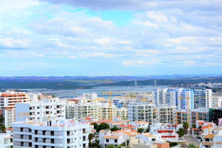 Apartamento T4 para Venda em Portimão Foto 37
