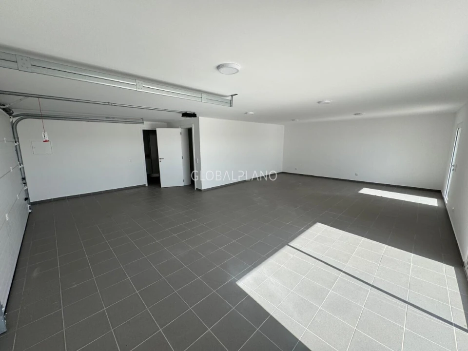 Moradia T4 para Venda em Mexilhoeira Grande Foto 31