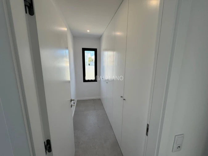 Moradia T4 para Venda em Mexilhoeira Grande Foto 13