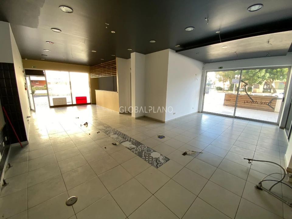 Loja para Venda em Armação de Pera Foto 4