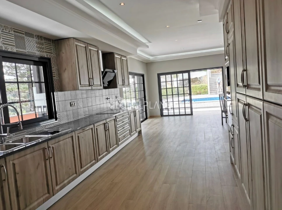 Moradia T3 para Venda em Monchique Foto 1