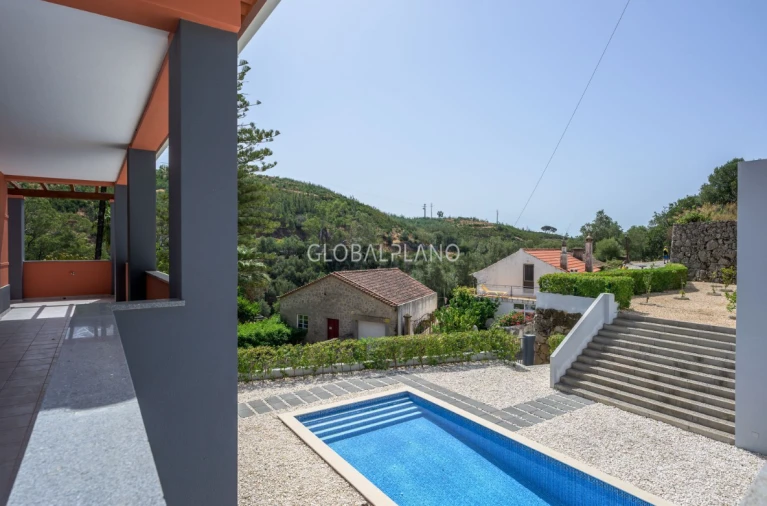 Moradia T3 para Venda em Monchique Foto 23