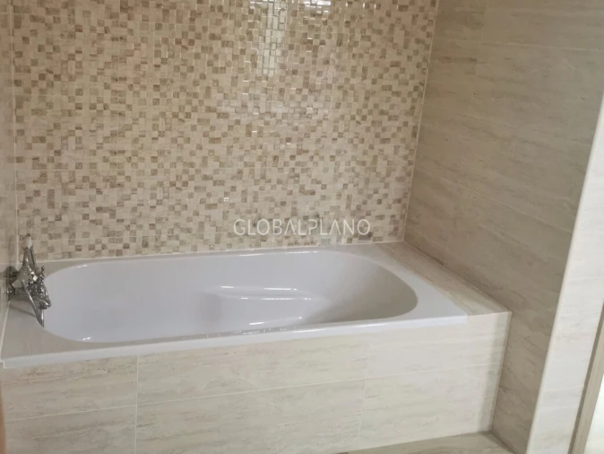 Moradia T3 para Venda em Monchique Foto 14