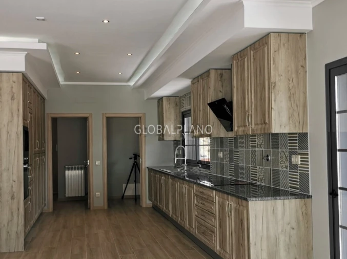 Moradia T3 para Venda em Monchique Foto 8