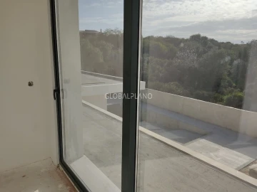 Moradia T3 para Venda em Lagoa e Carvoeiro