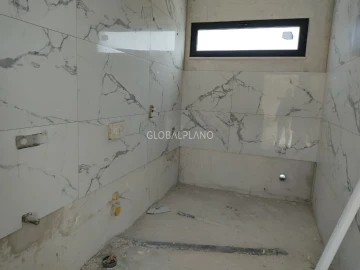 Moradia T3 para Venda em Lagoa e Carvoeiro