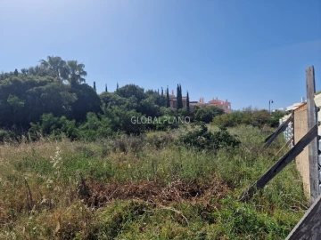 Moradia T4 para Venda em Lagos (São Sebastião e Santa Maria)