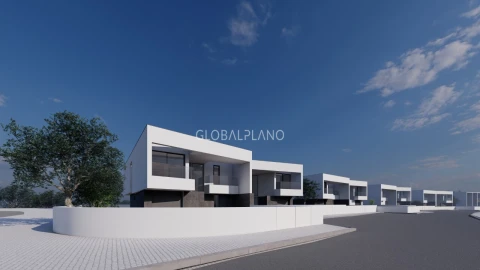 Moradia T4 para Venda em Lagos (São Sebastião e Santa Maria)