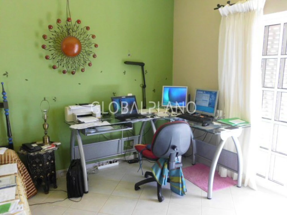 Moradia T4 para Venda em Alvor Foto 33