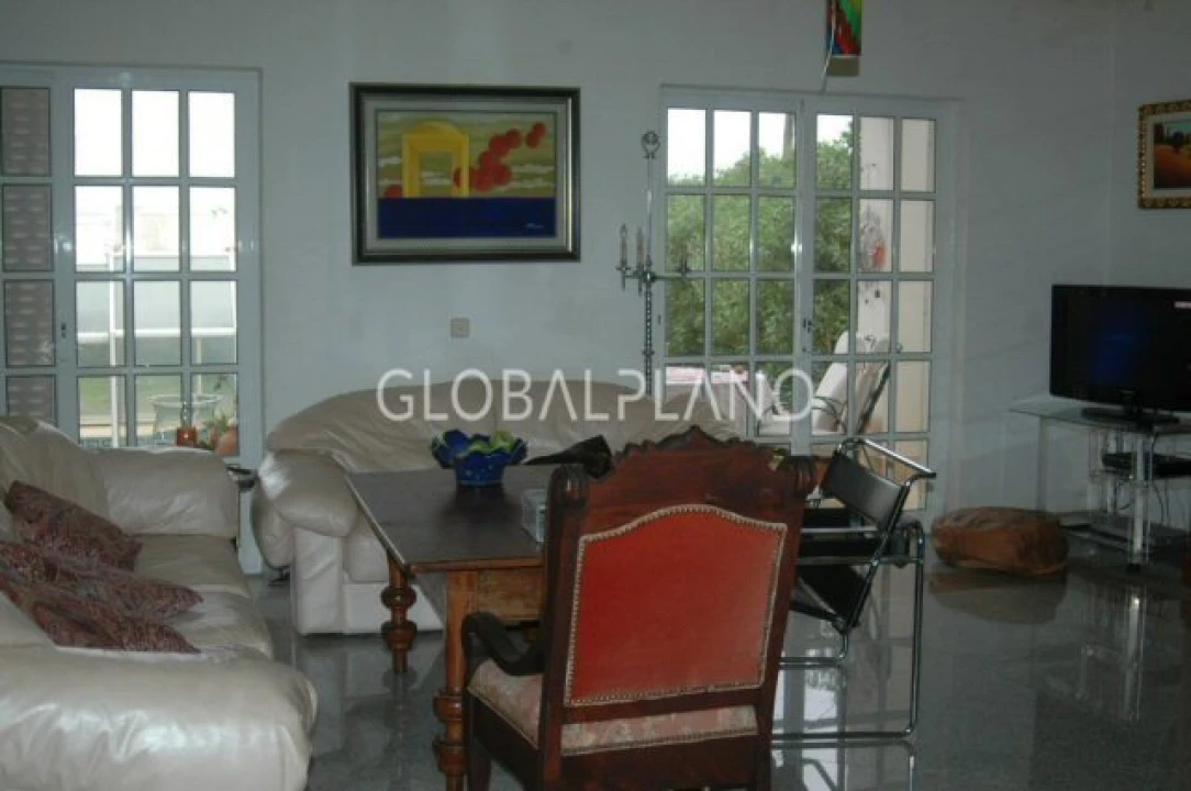 Moradia T4 para Venda em Alvor Foto 26