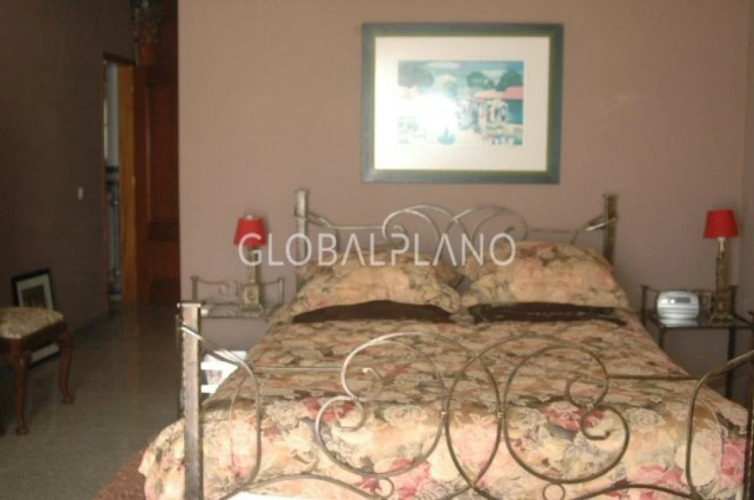 Moradia T4 para Venda em Alvor Foto 14