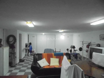 Moradia T4 para Venda em Albufeira e Olhos de Água